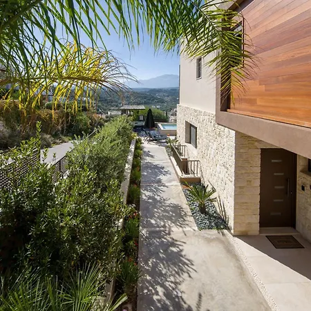 Almi-cove Hilltop * Almyrida (Crete)